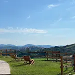Country Piani Del Mattino לינה וארוחת בוקר פוטנצה