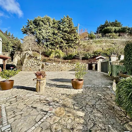 Country Piani Del Mattino Bed & Breakfast *